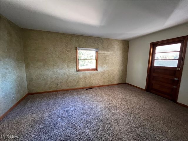 343 Griswold Street NE, Warren, OH 44483