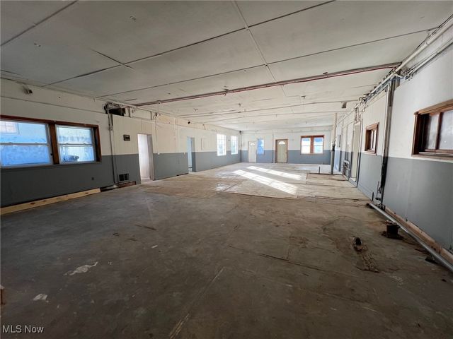 343 Griswold Street NE, Warren, OH 44483