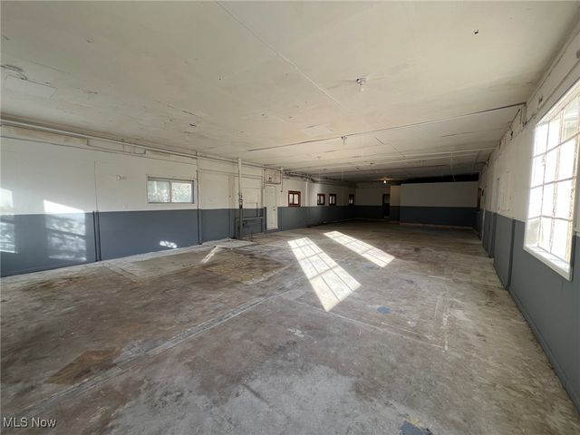 343 Griswold Street NE, Warren, OH 44483