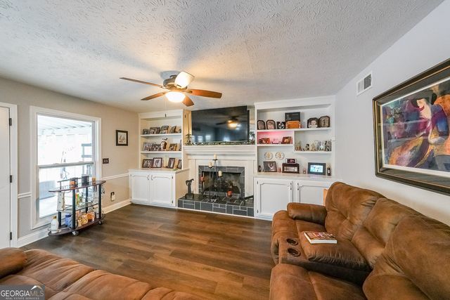 4255 Prestley Mill Road, Douglasville, GA 30135