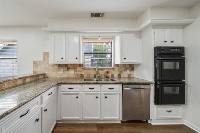 3518 Cave Springs Drive, Kingwood, TX 77339