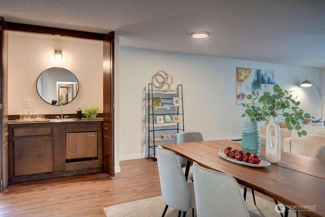 13045 15th Avenue NE, Seattle, WA 98125