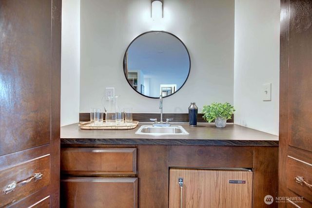 13045 15th Avenue NE, Seattle, WA 98125