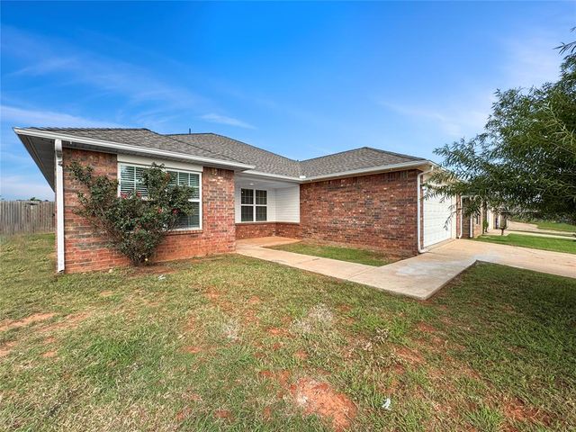 2717 Sugar Pine Drive, Yukon, OK 73099