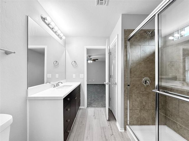 2717 Sugar Pine Drive, Yukon, OK 73099