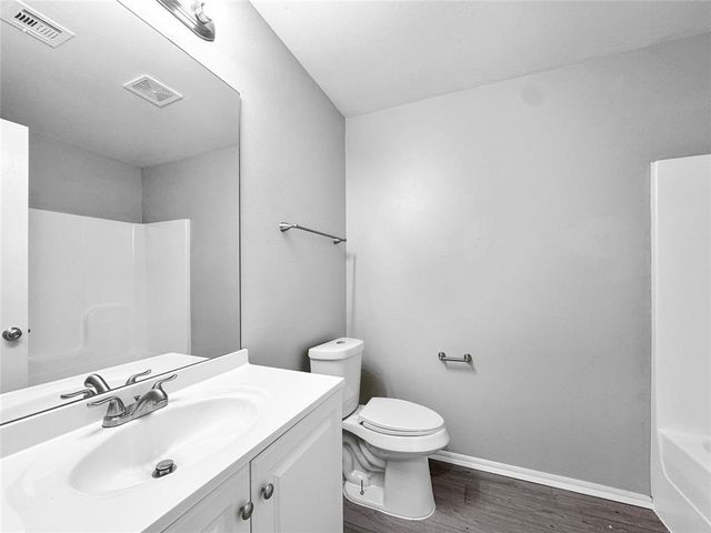 2717 Sugar Pine Drive, Yukon, OK 73099