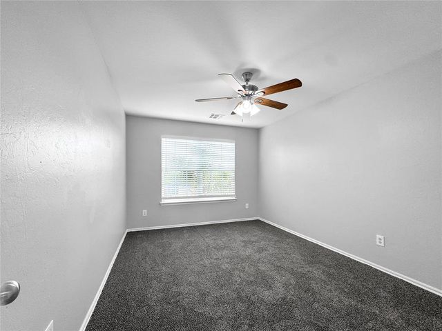 2717 Sugar Pine Drive, Yukon, OK 73099