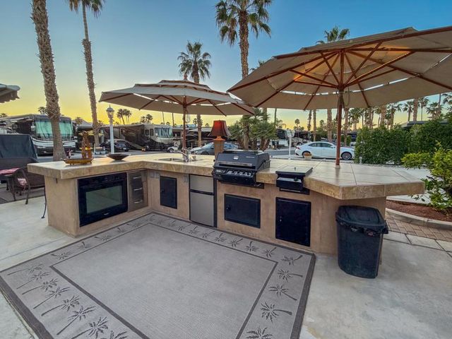 80394 Ave 48 108, Indio, CA 92201