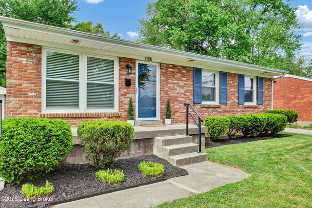 3812 Klondike Ln, Louisville, KY 40218