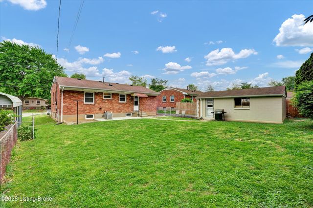3812 Klondike Ln, Louisville, KY 40218