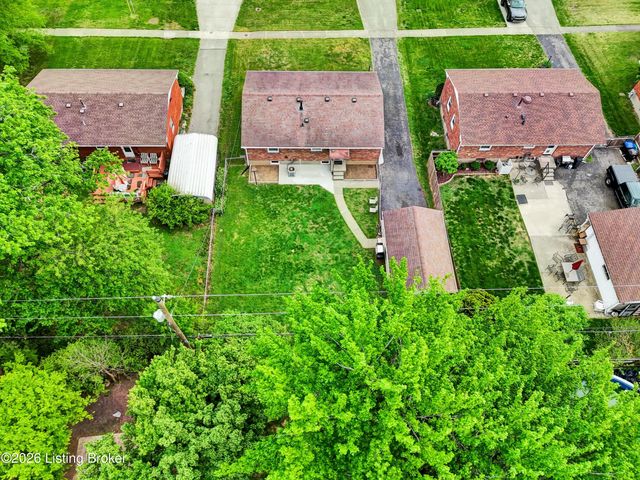 3812 Klondike Ln, Louisville, KY 40218