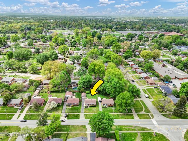 3812 Klondike Ln, Louisville, KY 40218