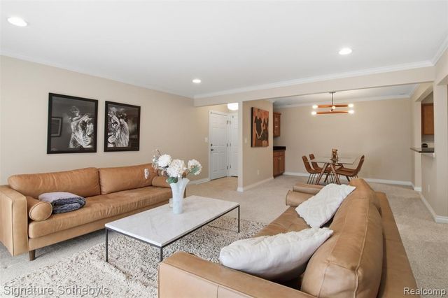 1115 N Old Woodward Avenue 66, Birmingham, MI 48009