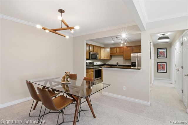 1115 N Old Woodward Avenue 66, Birmingham, MI 48009