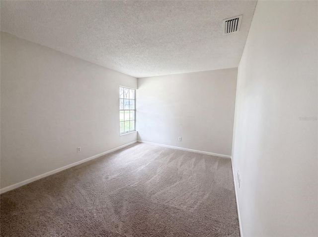 8613 COTTONWAY LANE, Tampa, FL 33635