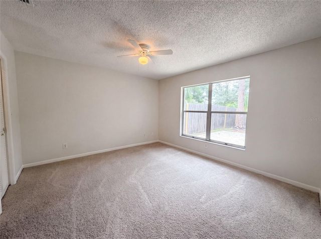 8613 COTTONWAY LANE, Tampa, FL 33635
