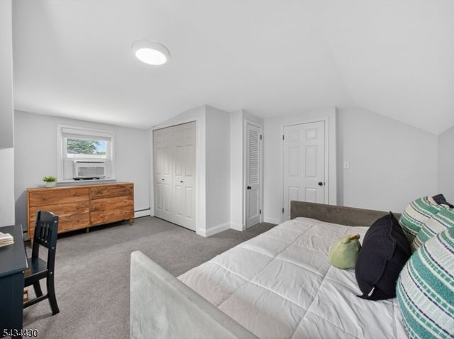 246 Hickory St, Washington Twp., NJ 07676