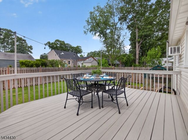 246 Hickory St, Washington Twp., NJ 07676