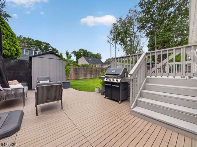 246 Hickory St, Washington Twp., NJ 07676