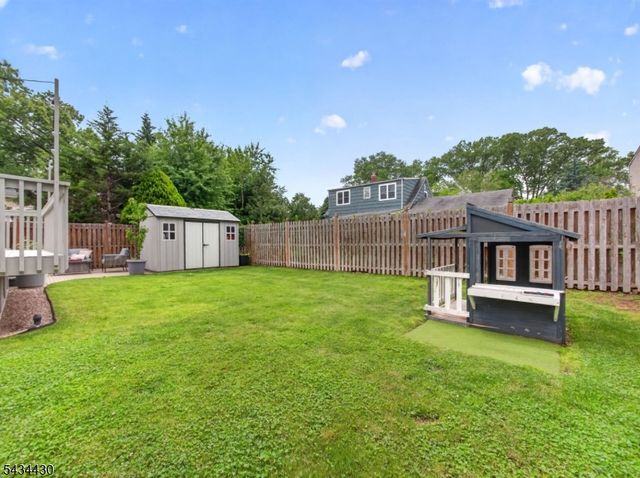 246 Hickory St, Washington Twp., NJ 07676