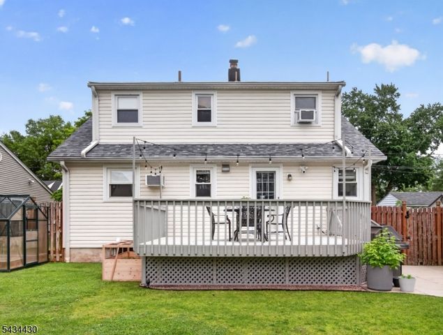 246 Hickory St, Washington Twp., NJ 07676