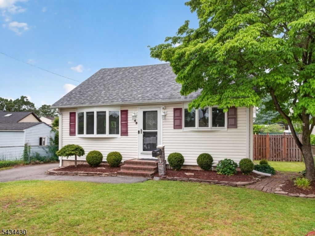 246 Hickory St, Washington Twp., NJ 07676