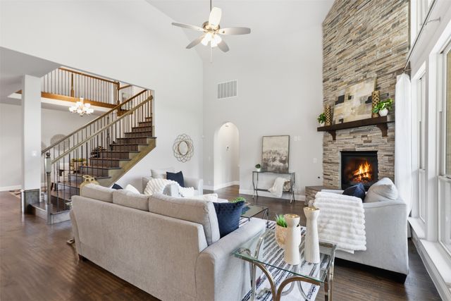 11851 Tanager Lane, Cross Roads, TX 76227