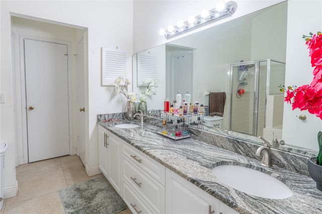7444 PARADISE COVE PLACE, Lakeland, FL 33810