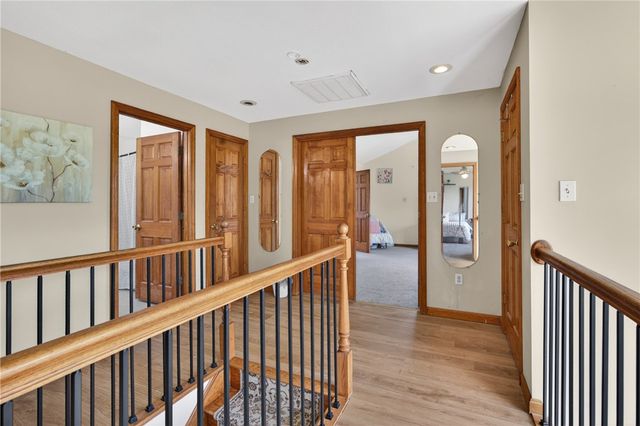6424 Churchill Rd, Bethel Park, PA 15102