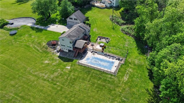 6424 Churchill Rd, Bethel Park, PA 15102