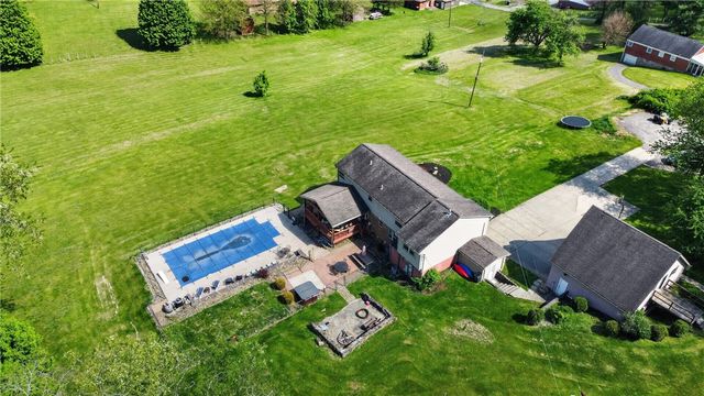 6424 Churchill Rd, Bethel Park, PA 15102