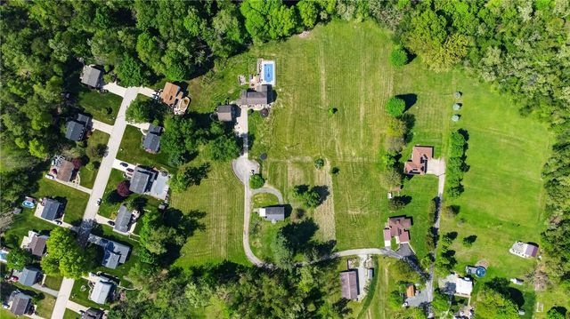 6424 Churchill Rd, Bethel Park, PA 15102