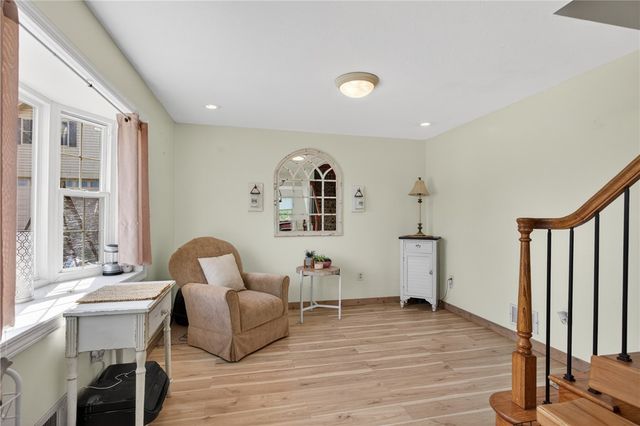 6424 Churchill Rd, Bethel Park, PA 15102