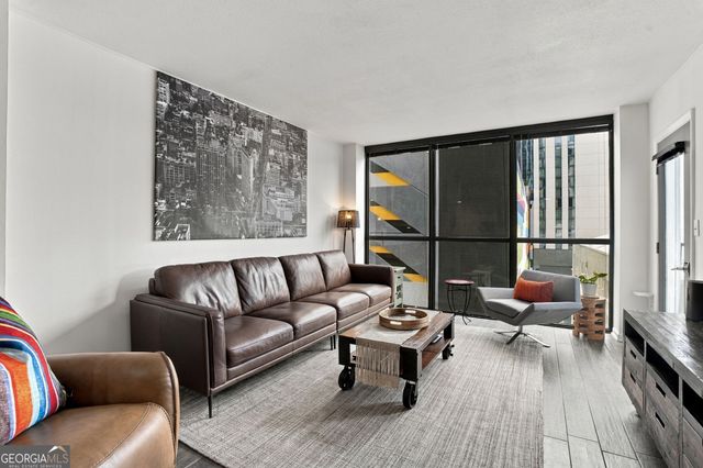 1280 W Peachtree Street NW APT 812, Atlanta, GA 30309