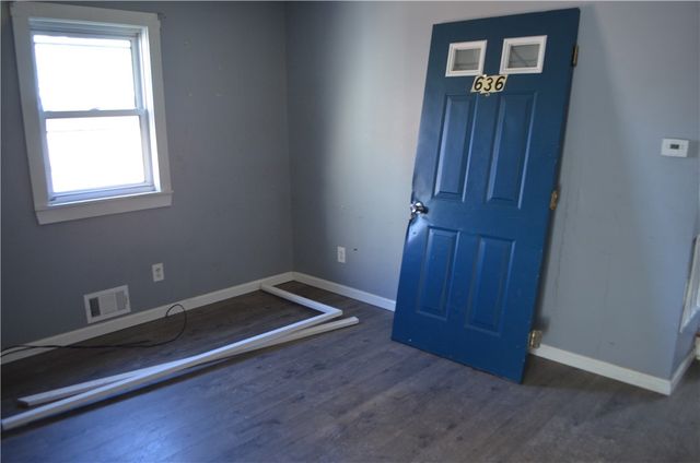 639 Washington Ave, Charleroi Boro, PA 15022