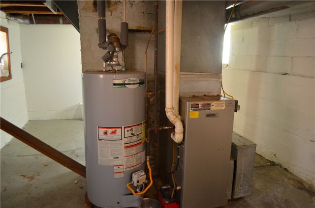 639 Washington Ave, Charleroi Boro, PA 15022