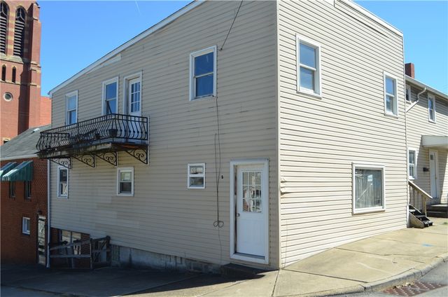 639 Washington Ave, Charleroi Boro, PA 15022