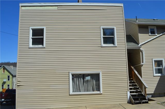 639 Washington Ave, Charleroi Boro, PA 15022