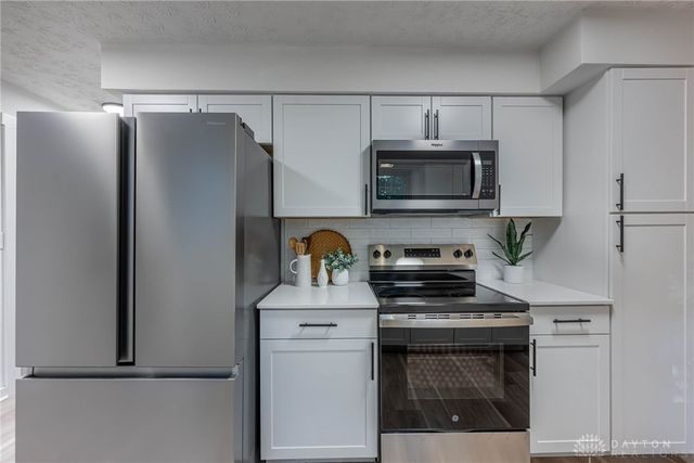 8301 Red Lion 5 Points Road, Springboro, OH 45066