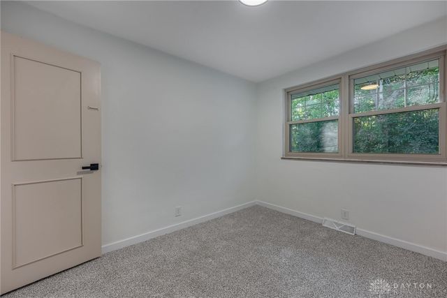 8301 Red Lion 5 Points Road, Springboro, OH 45066