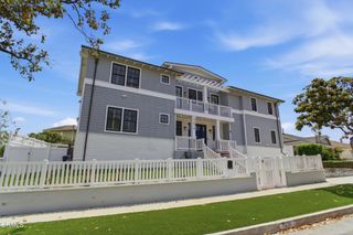 7214 Mccool Avenue, Los Angeles, CA 90045