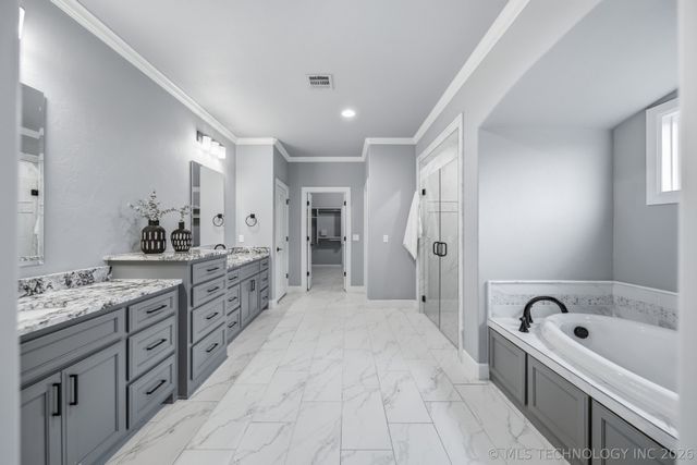 12522 S Darlington Avenue, Bixby, OK 74008