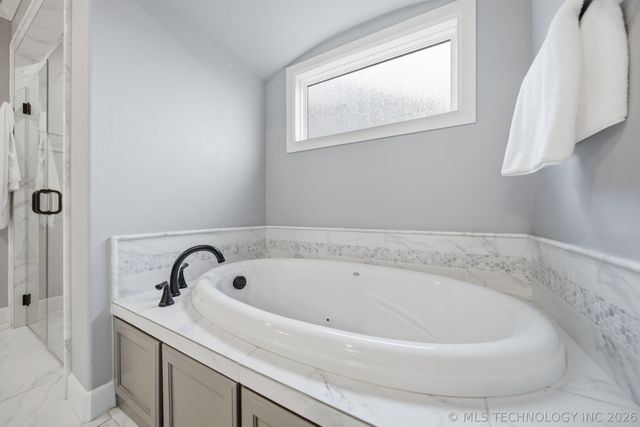 12522 S Darlington Avenue, Bixby, OK 74008