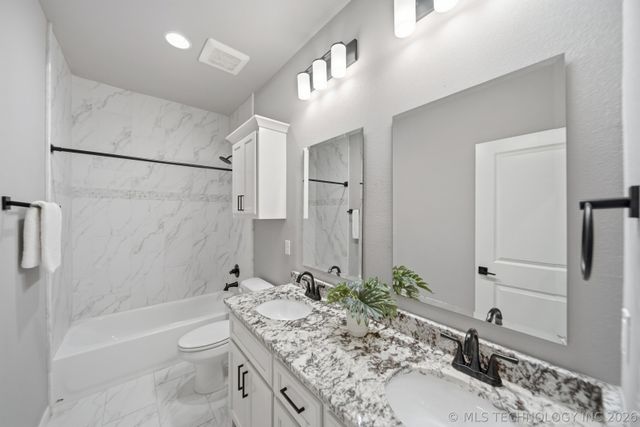 12522 S Darlington Avenue, Bixby, OK 74008