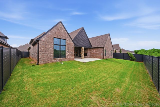 12522 S Darlington Avenue, Bixby, OK 74008