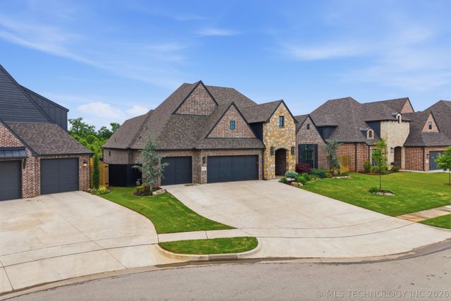 12522 S Darlington Avenue, Bixby, OK 74008