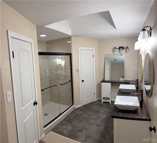 2714 N Blue Ridge Drive, Edinburg, TX 78539