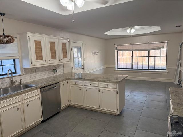 2714 N Blue Ridge Drive, Edinburg, TX 78539