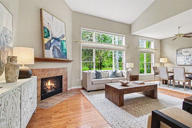5290 Pinnacle Court, Ann Arbor, MI 48108