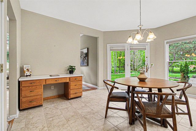 5290 Pinnacle Court, Ann Arbor, MI 48108